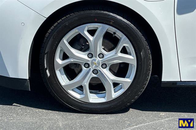 Used 2018 Chevrolet Volt Premier w/ Driver Confidence Package image 34