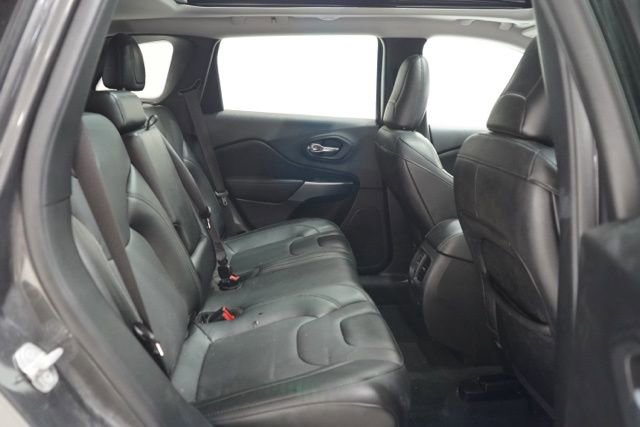 Used 2022 Jeep Cherokee Limited image 36