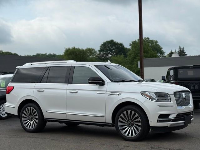 Used 2018 Lincoln Navigator Reserve w/ Technology Package AWD/4WD image 40