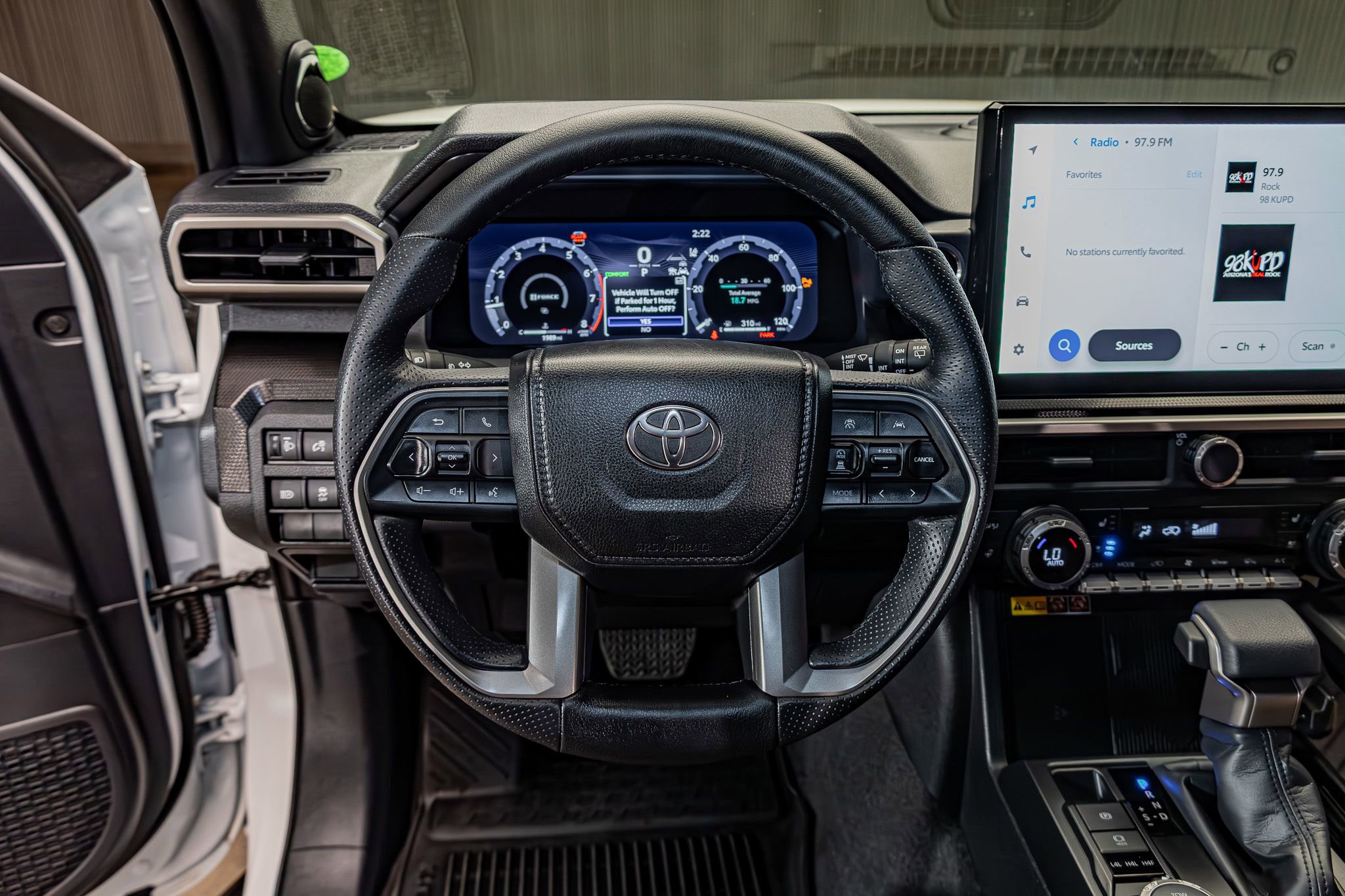 Used 2026 Toyota 4Runner Limited AWD/4WD image 15