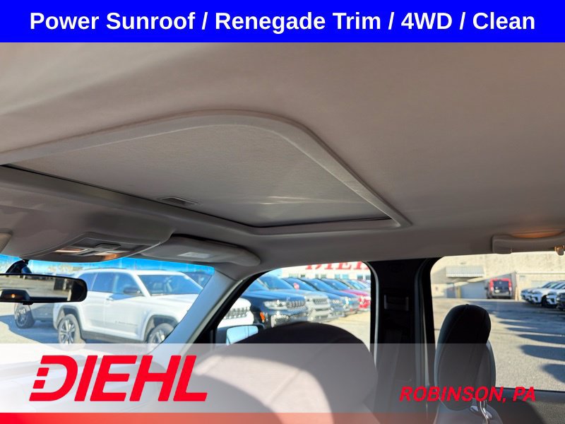 Used 2010 Jeep Liberty Renegade AWD/4WD image 9