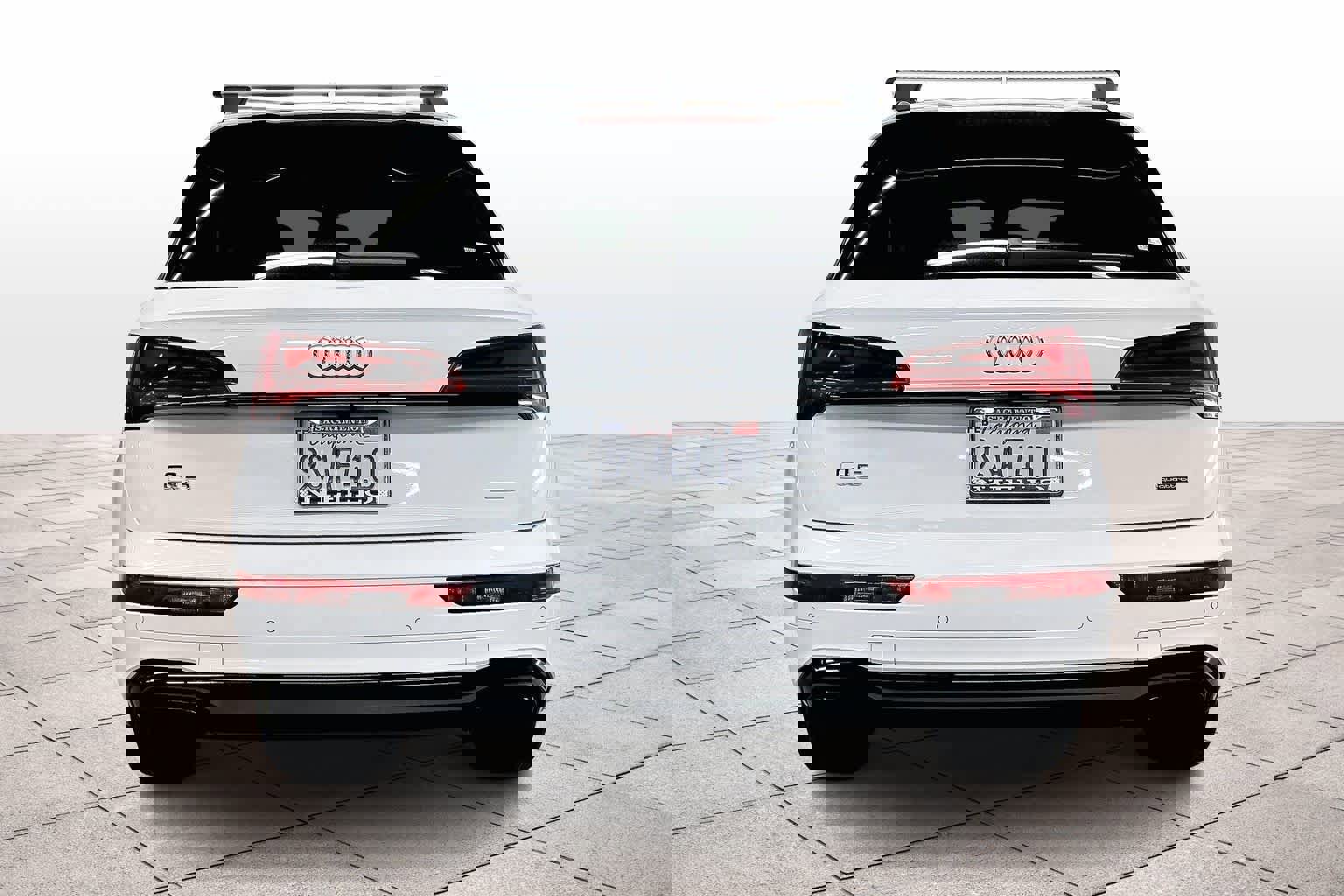 Certified 2025 Audi Q5 2.0T Premium w/ Convenience Plus Package image 7