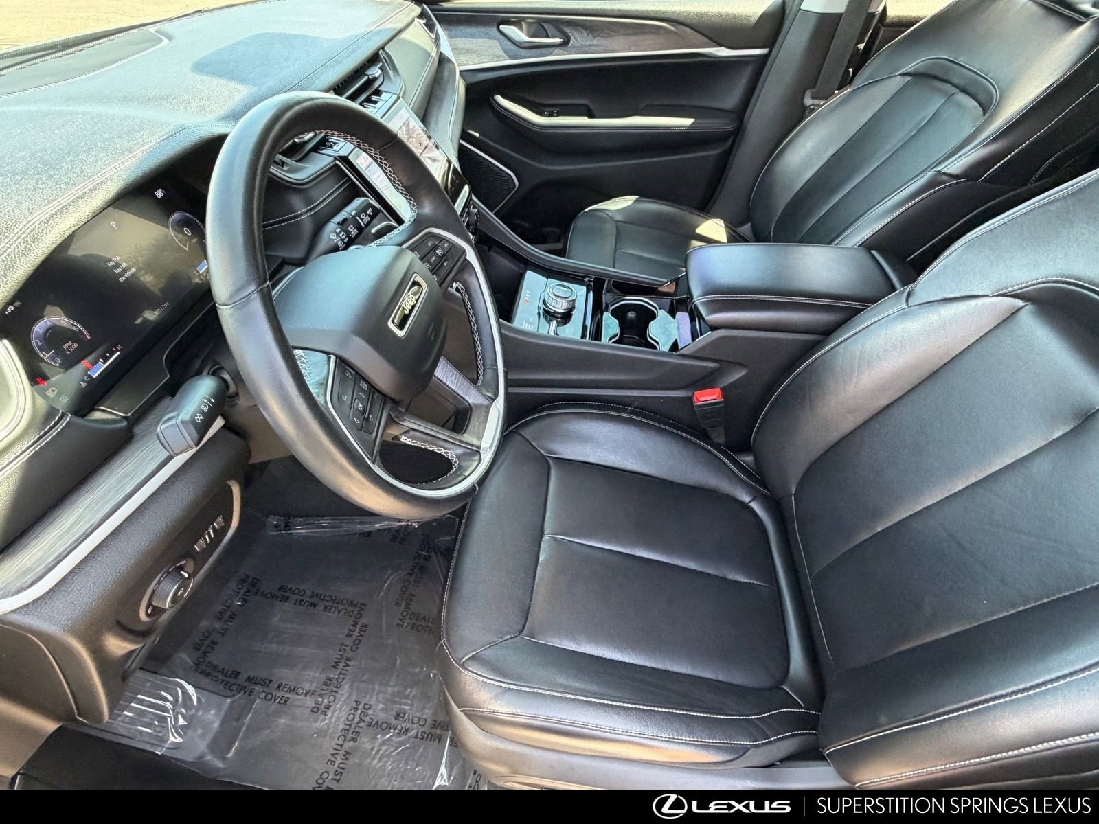 Used 2021 Jeep Grand Cherokee L Limited AWD/4WD image 16