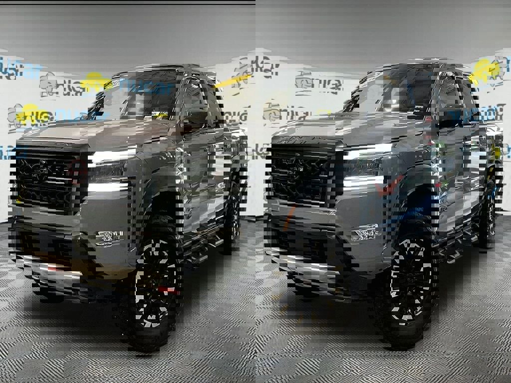 Used 2023 Nissan Frontier PRO-4X w/ Pro Convenience Package image 3