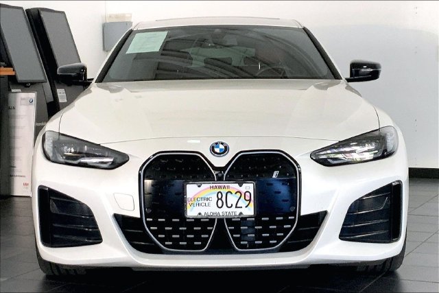 Used 2023 BMW i4 eDrive40 w/ M Sport Package RWD image 3