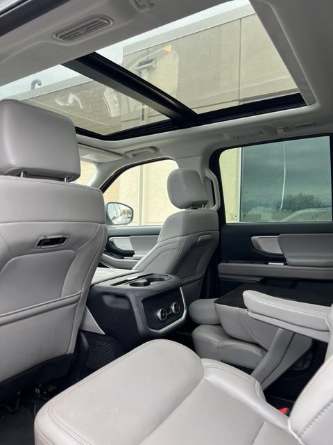 Certified 2025 Ford Expedition Max Active AWD/4WD image 5