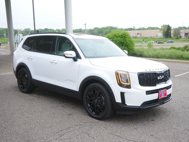 Used 2022 Kia Telluride EX w/ EX Premium Package AWD/4WD image 3