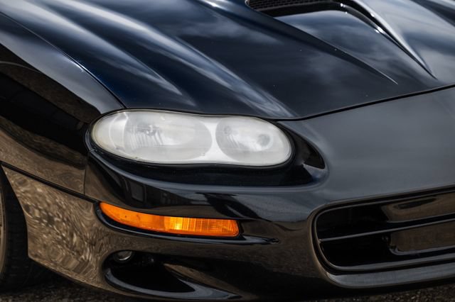 Used 2002 Chevrolet Camaro Z28 w/ SS Performance/Appearance Pkg RWD image 40