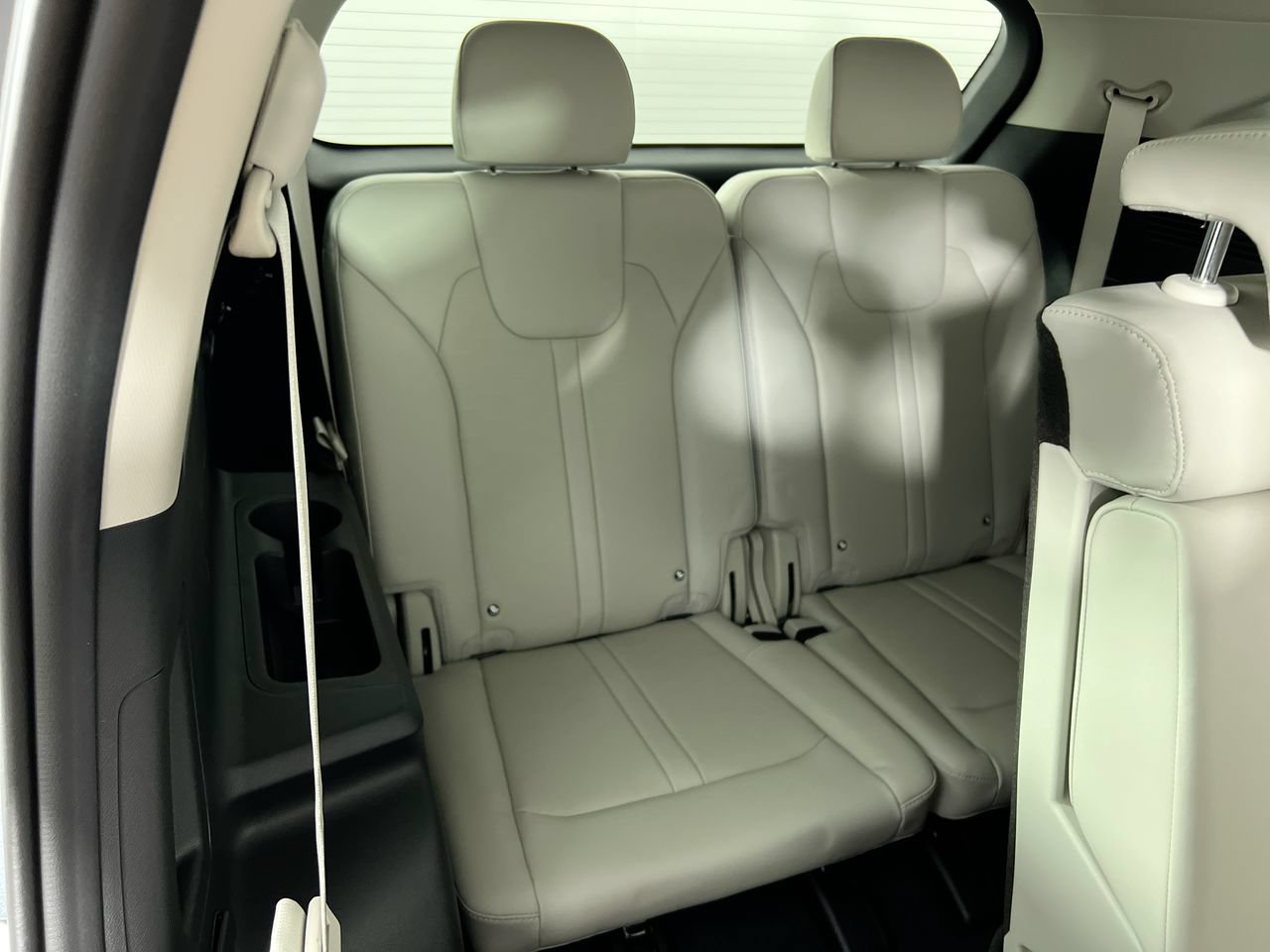 New 2026 Kia Sorento S FWD image 28