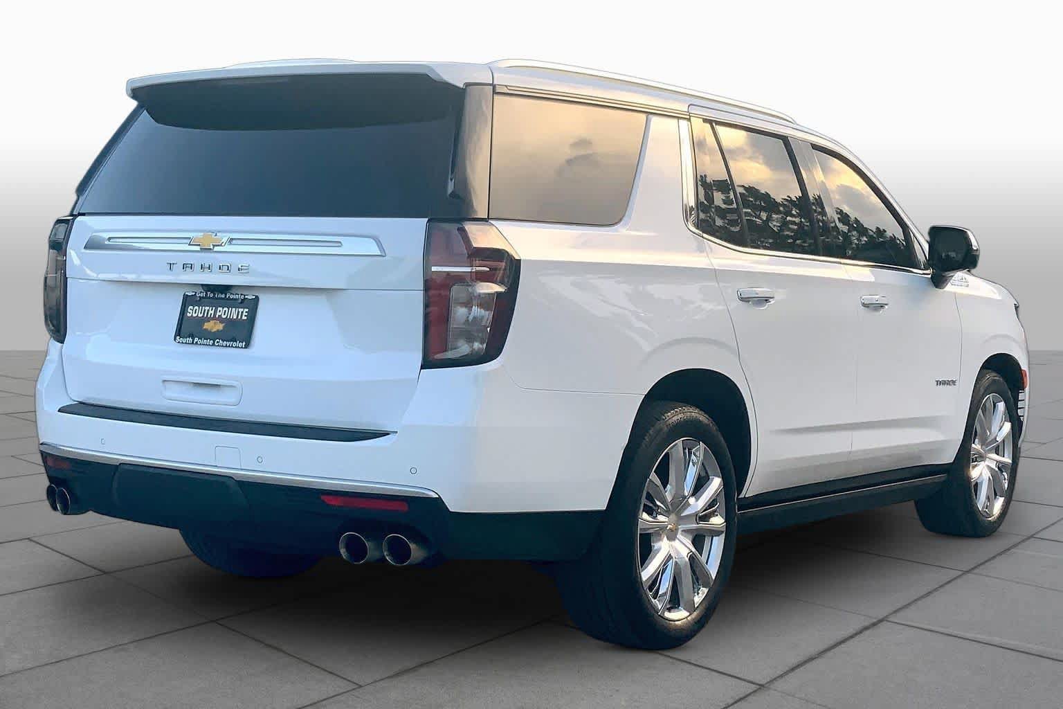 Used 2024 Chevrolet Tahoe High Country AWD/4WD image 13