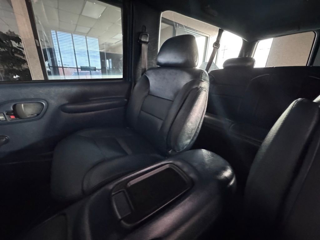 Used 1999 Chevrolet Tahoe 2WD 2-Door w/ Convenience Group image 6