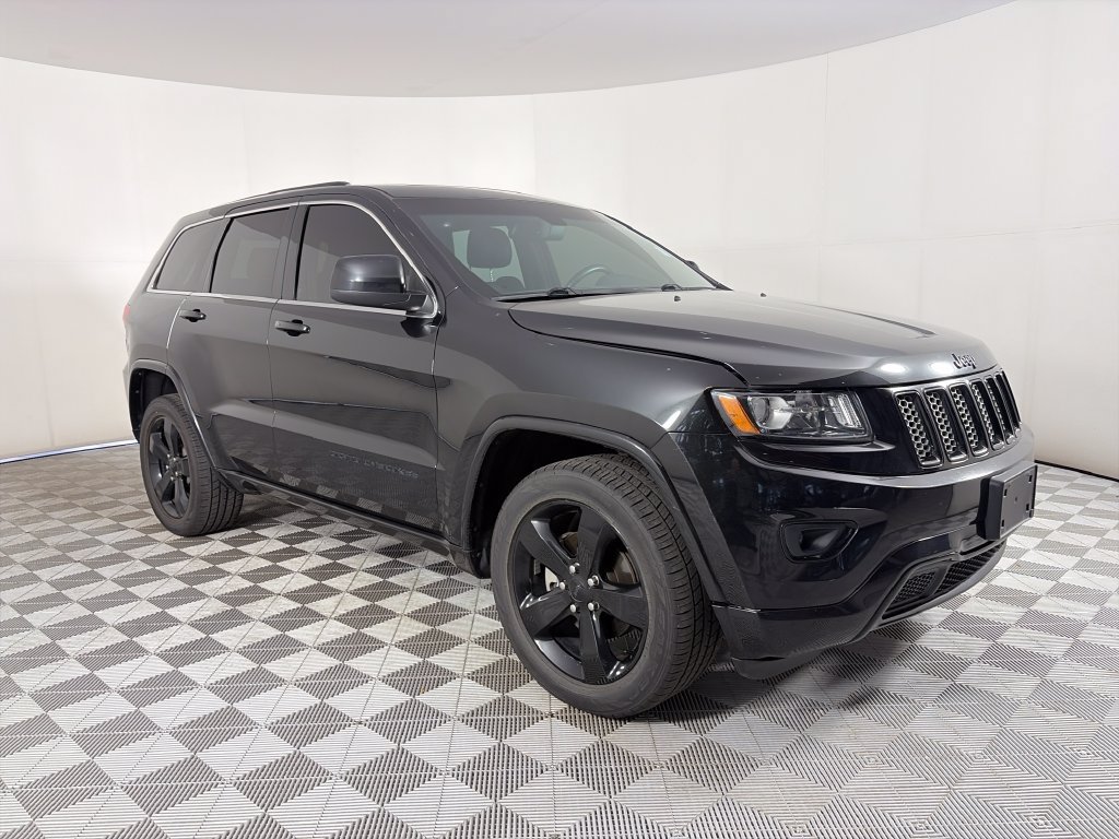 Used 2015 Jeep Grand Cherokee Altitude AWD/4WD image 1