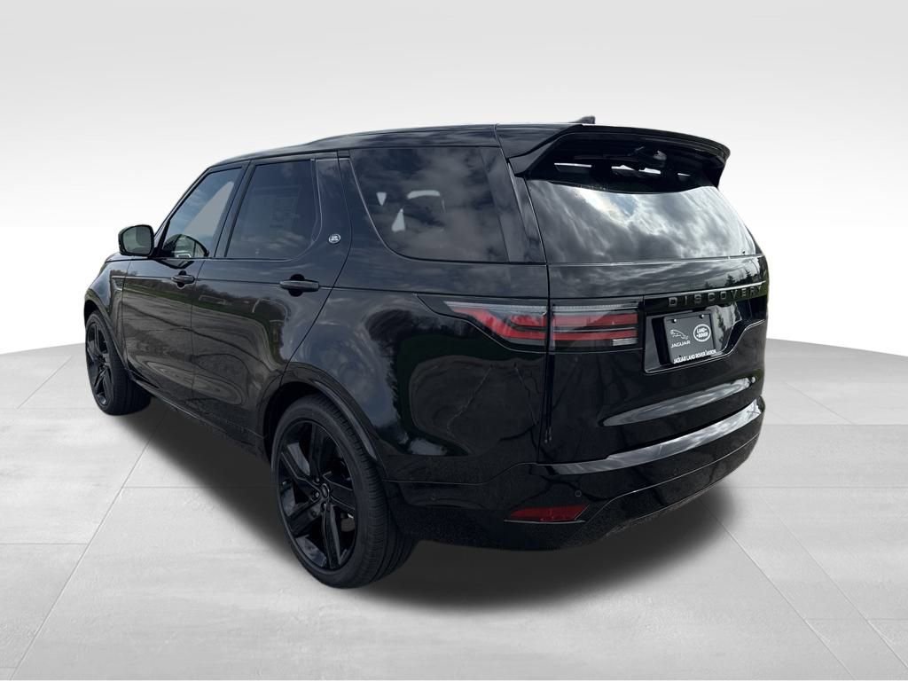 Used 2025 Land Rover Discovery Dynamic SE AWD/4WD image 3