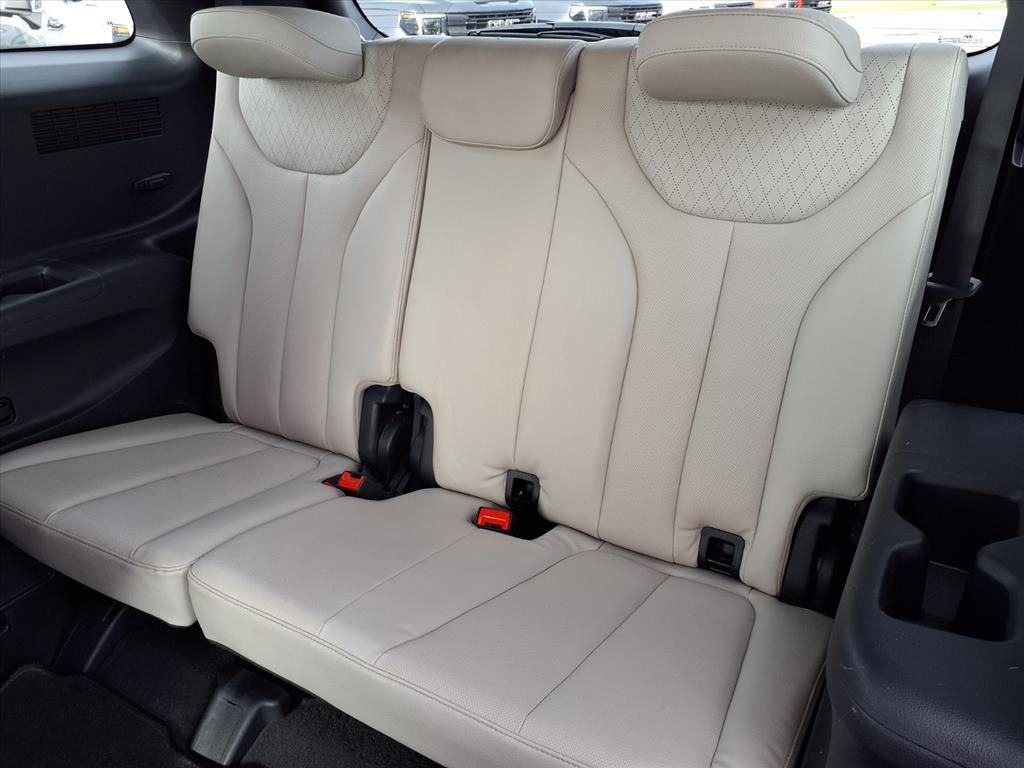 Used 2022 Hyundai Palisade SEL w/ Premium Package image 27