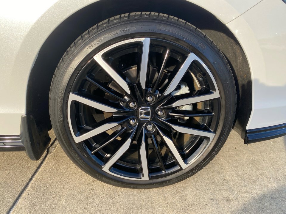 Used 2024 Honda Accord Touring image 29