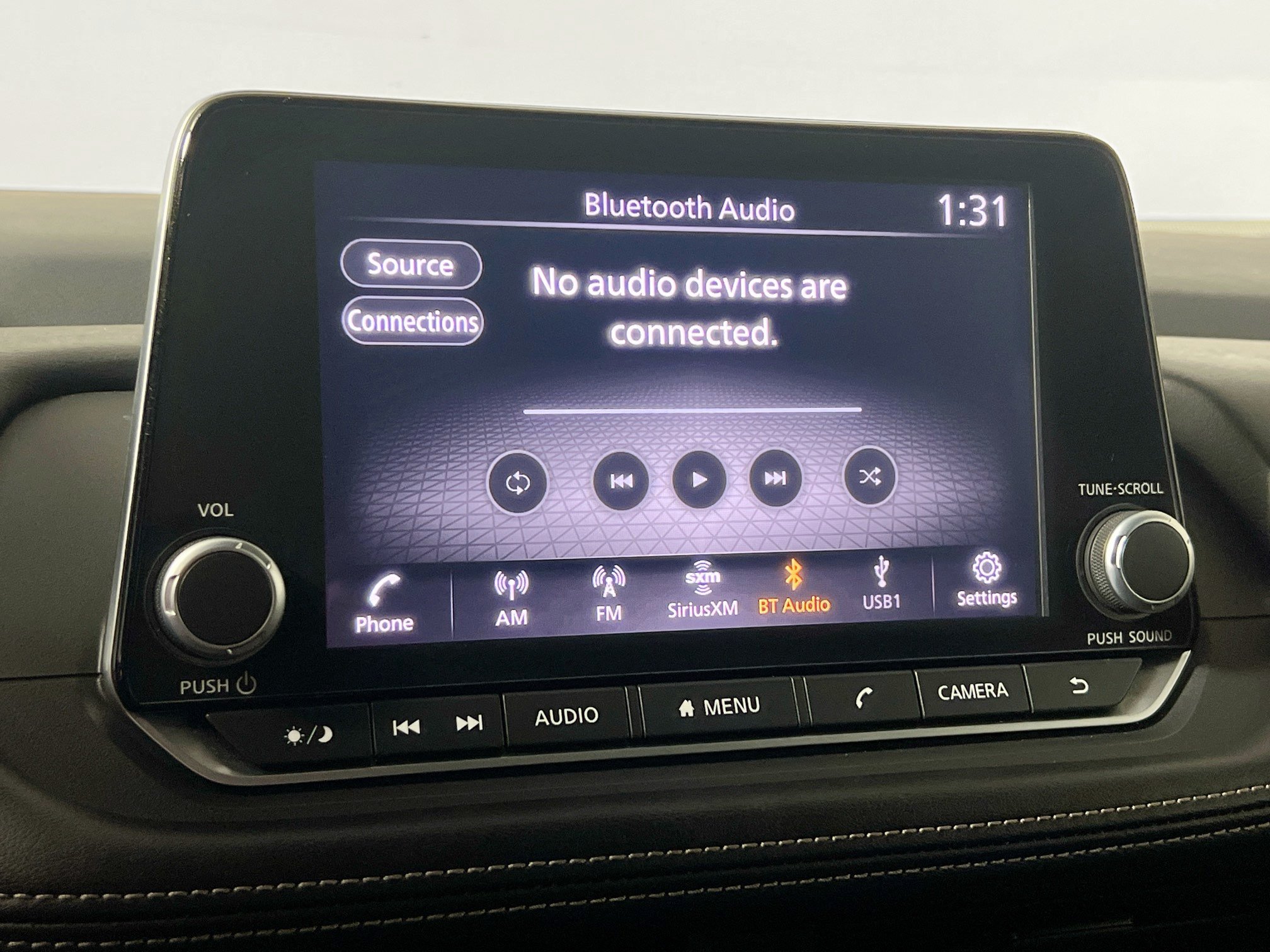 Used 2024 Nissan Rogue S FWD image 27