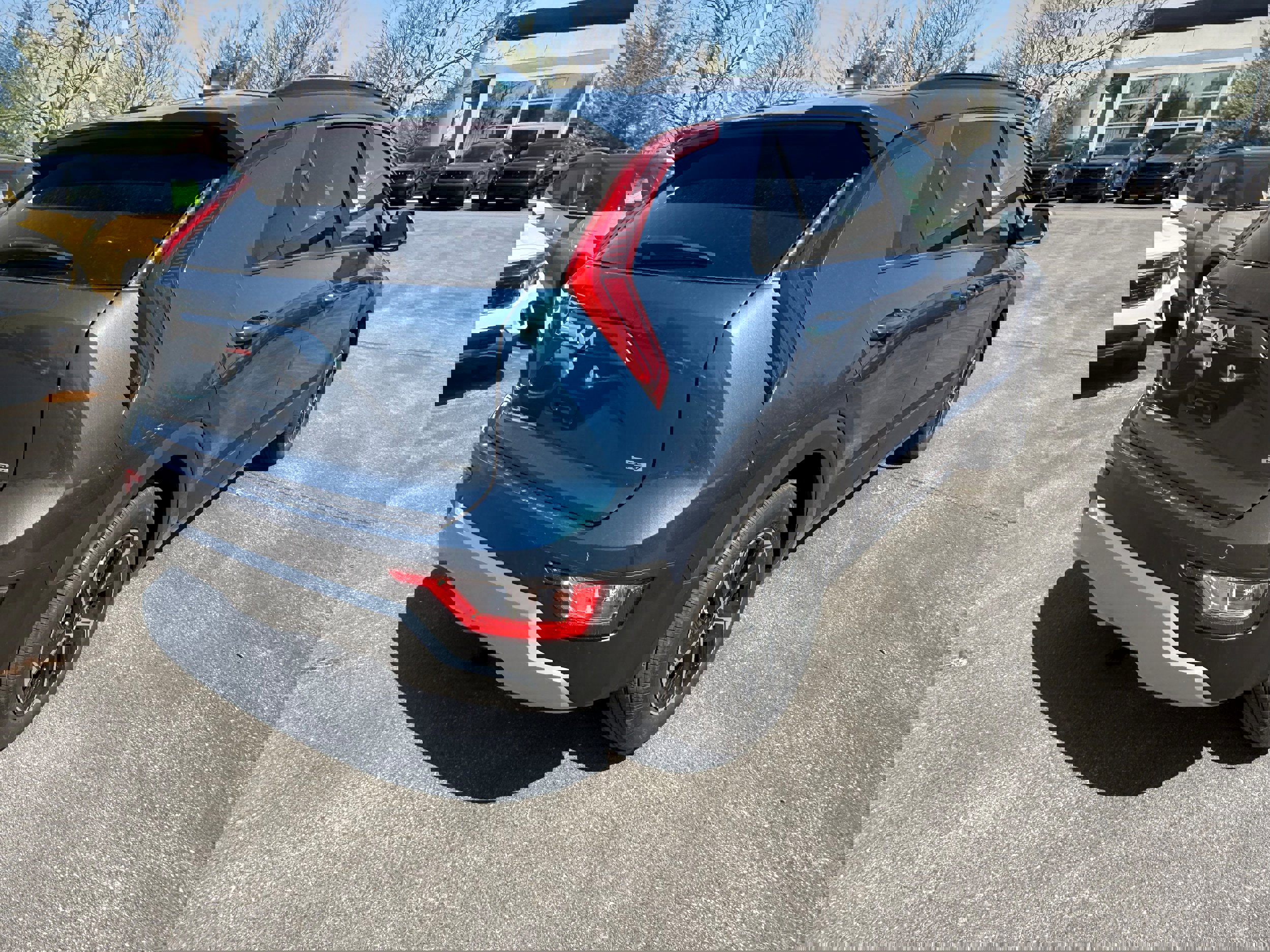 New 2025 Kia Niro EX w/ EX Cold Weather Package image 5