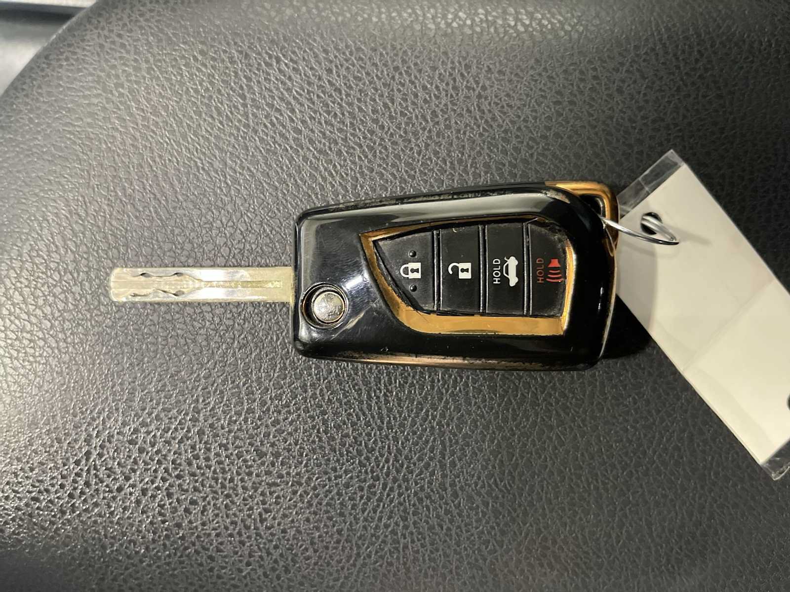 Used 2020 Toyota Camry SE FWD image 20