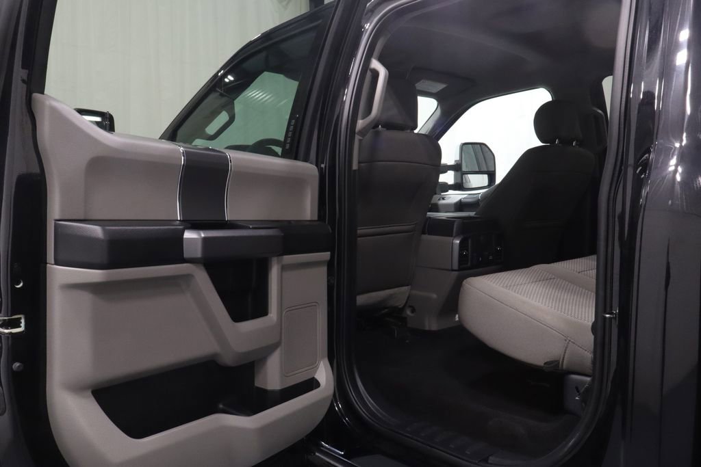 Used 2019 Ford F250 XLT w/ XLT Premium Package AWD/4WD image 14