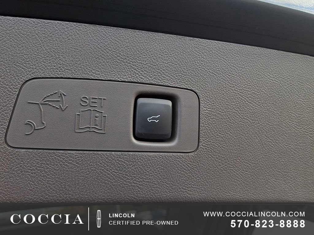 Certified 2022 Lincoln Corsair Reserve w/ Equipment Group 201A image 30