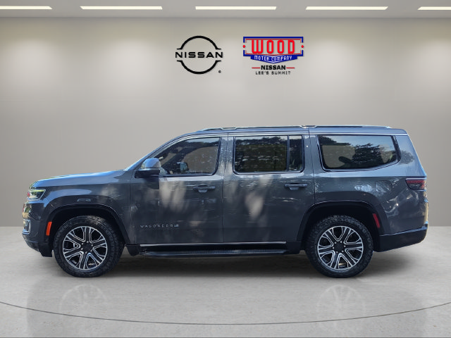 Used 2022 Jeep Wagoneer Series III AWD/4WD image 5