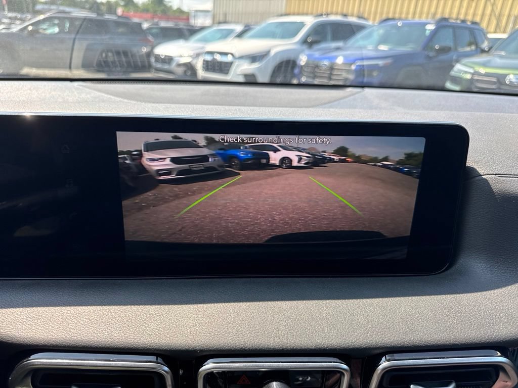 New 2026 Nissan Sentra SR w/ Floor Mat Package FWD image 13