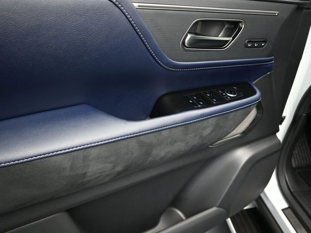 New 2026 INFINITI QX80 4WD w/ Sport Exterior Package image 11