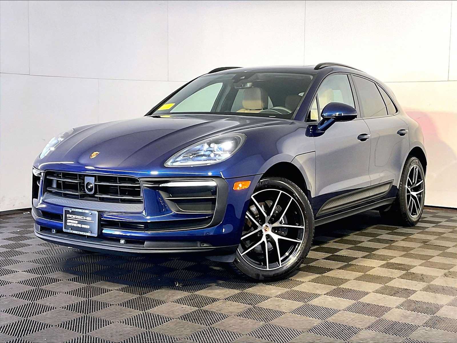 Certified 2024 Porsche Macan