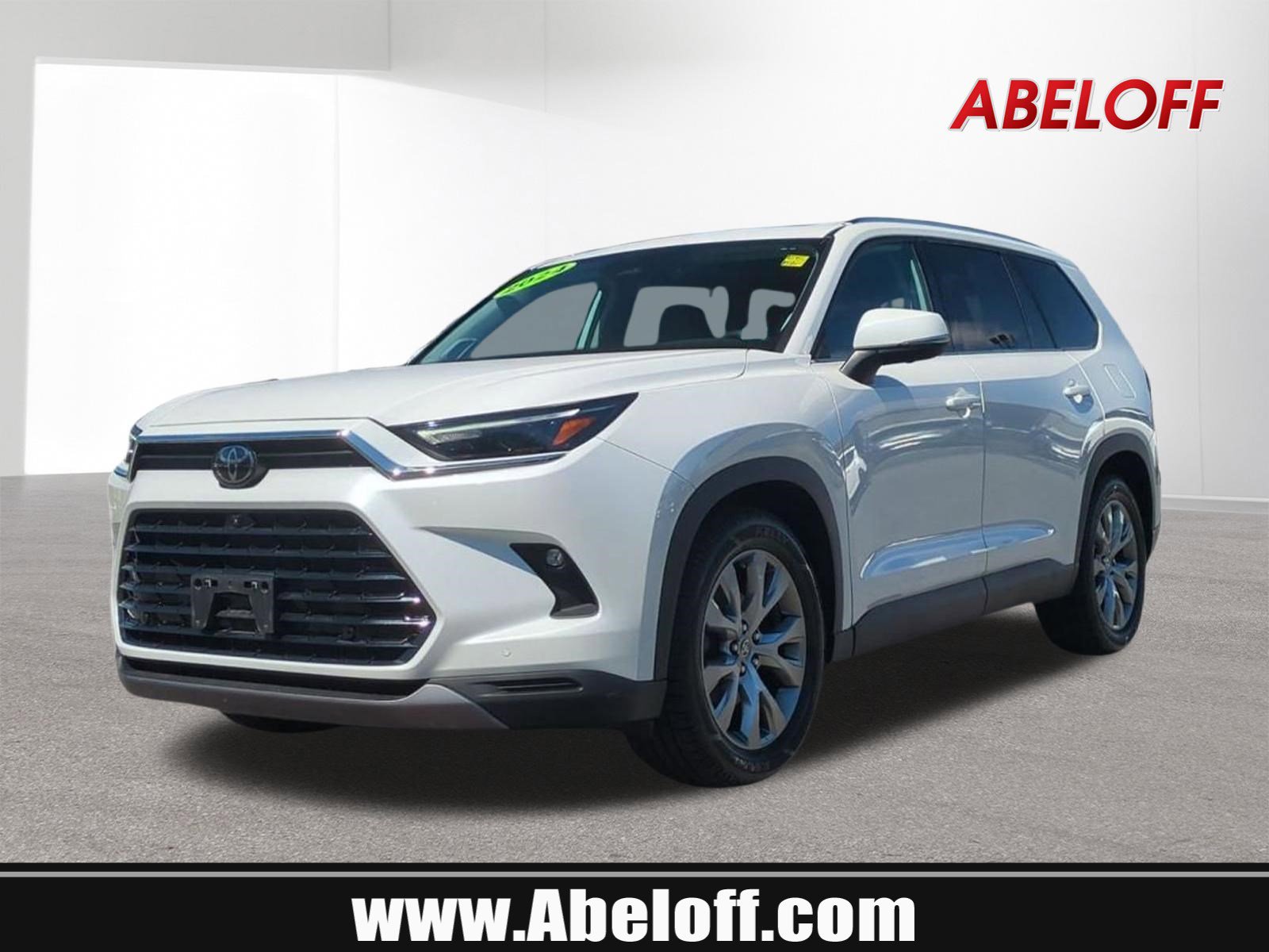 Used 2024 Toyota Grand Highlander Limited image 1