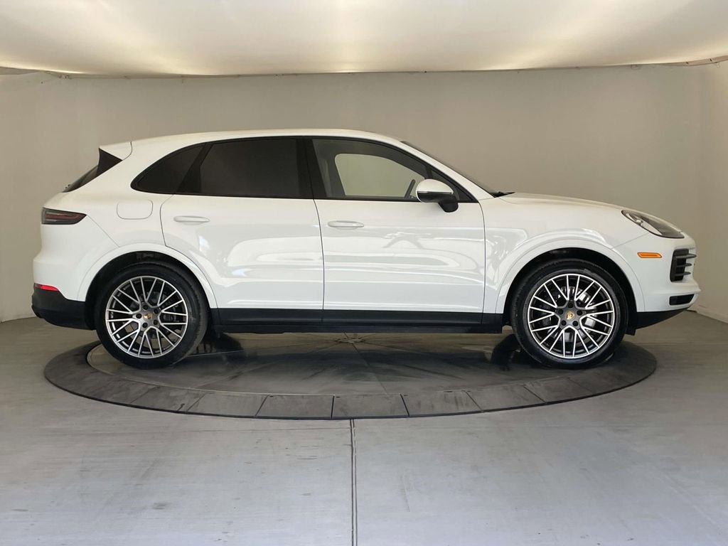 Certified 2023 Porsche Cayenne Platinum Edition AWD/4WD image 8