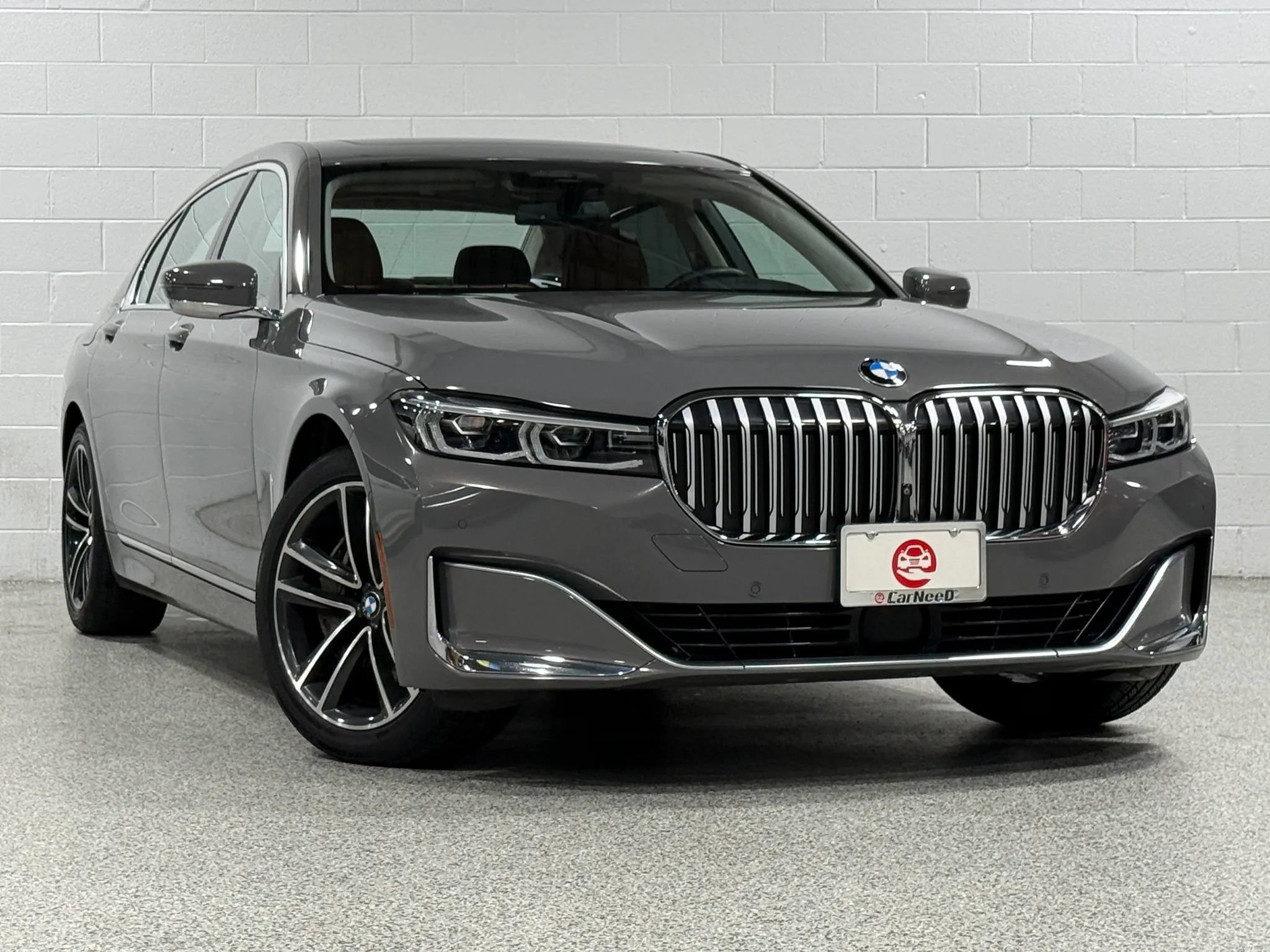 Used 2021 BMW 750i xDrive w/ Executive Package AWD/4WD image 4