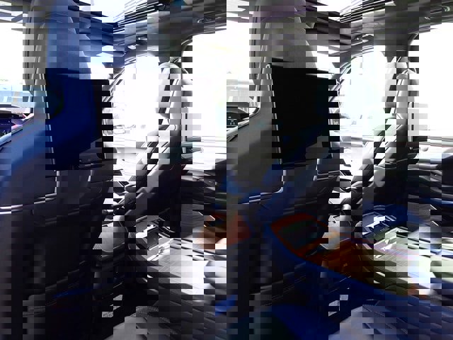 New 2025 Lincoln Navigator L Black Label image 17