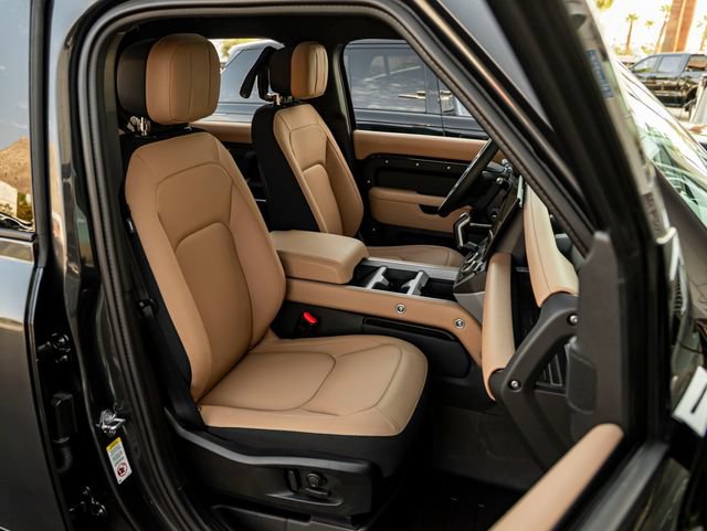 New 2026 Land Rover Defender 110 X AWD/4WD image 36