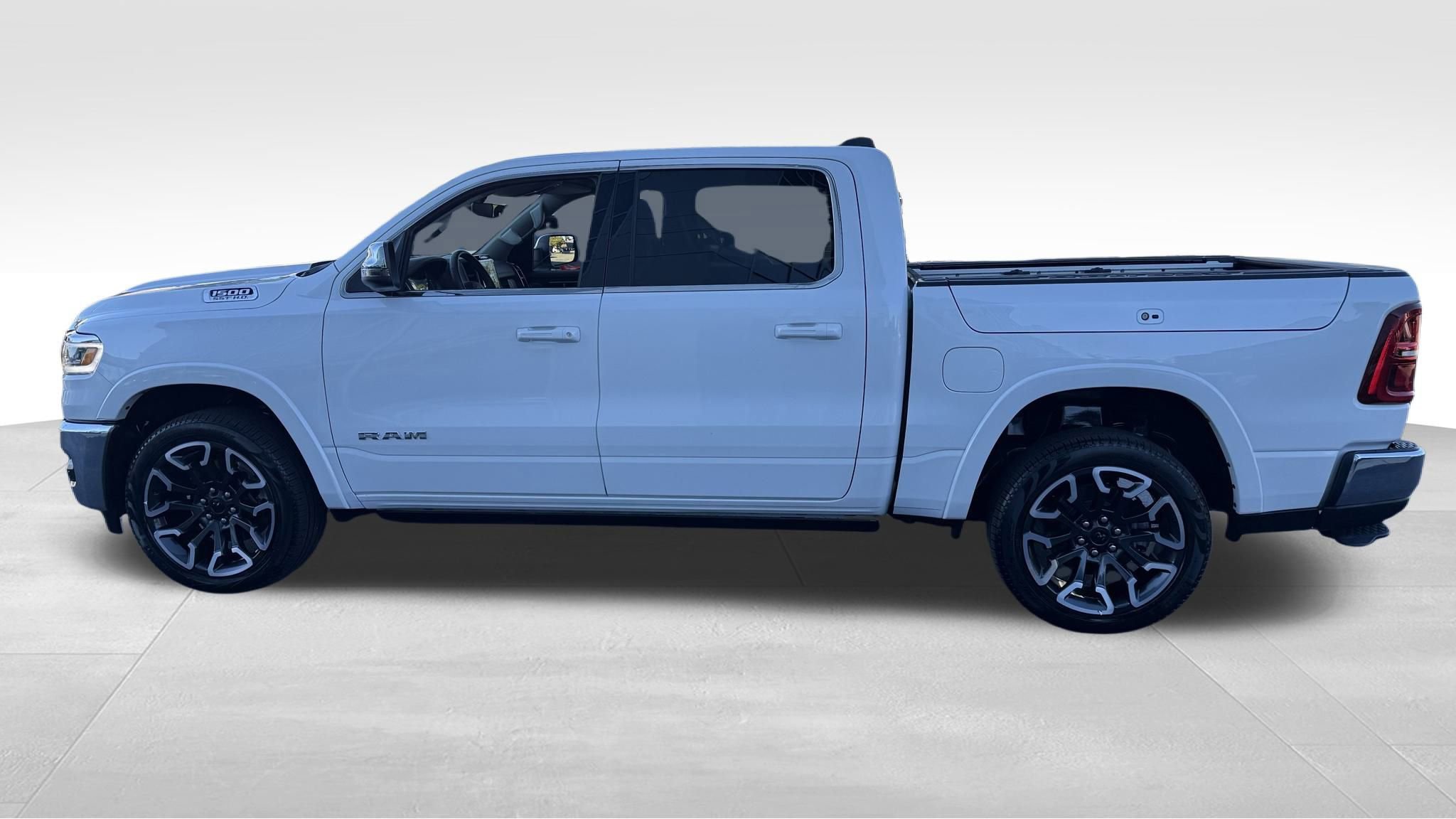 Used 2025 RAM 1500 Limited w/ Bed Utility Group image 7