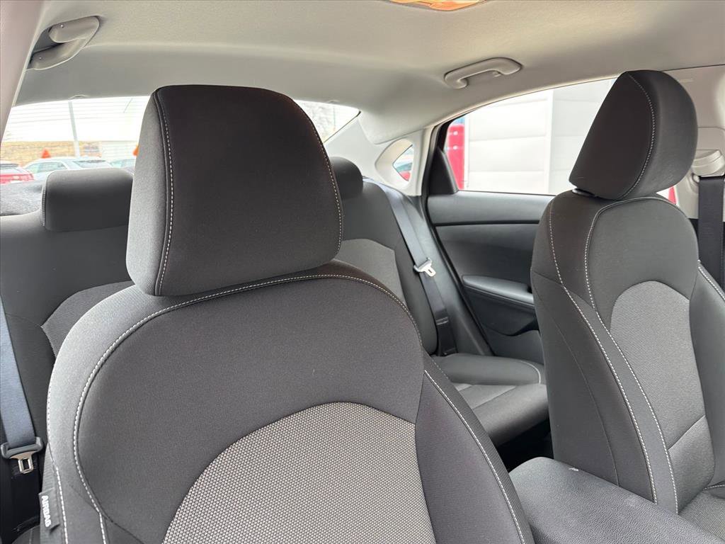 Used 2024 Kia Forte LXS image 23