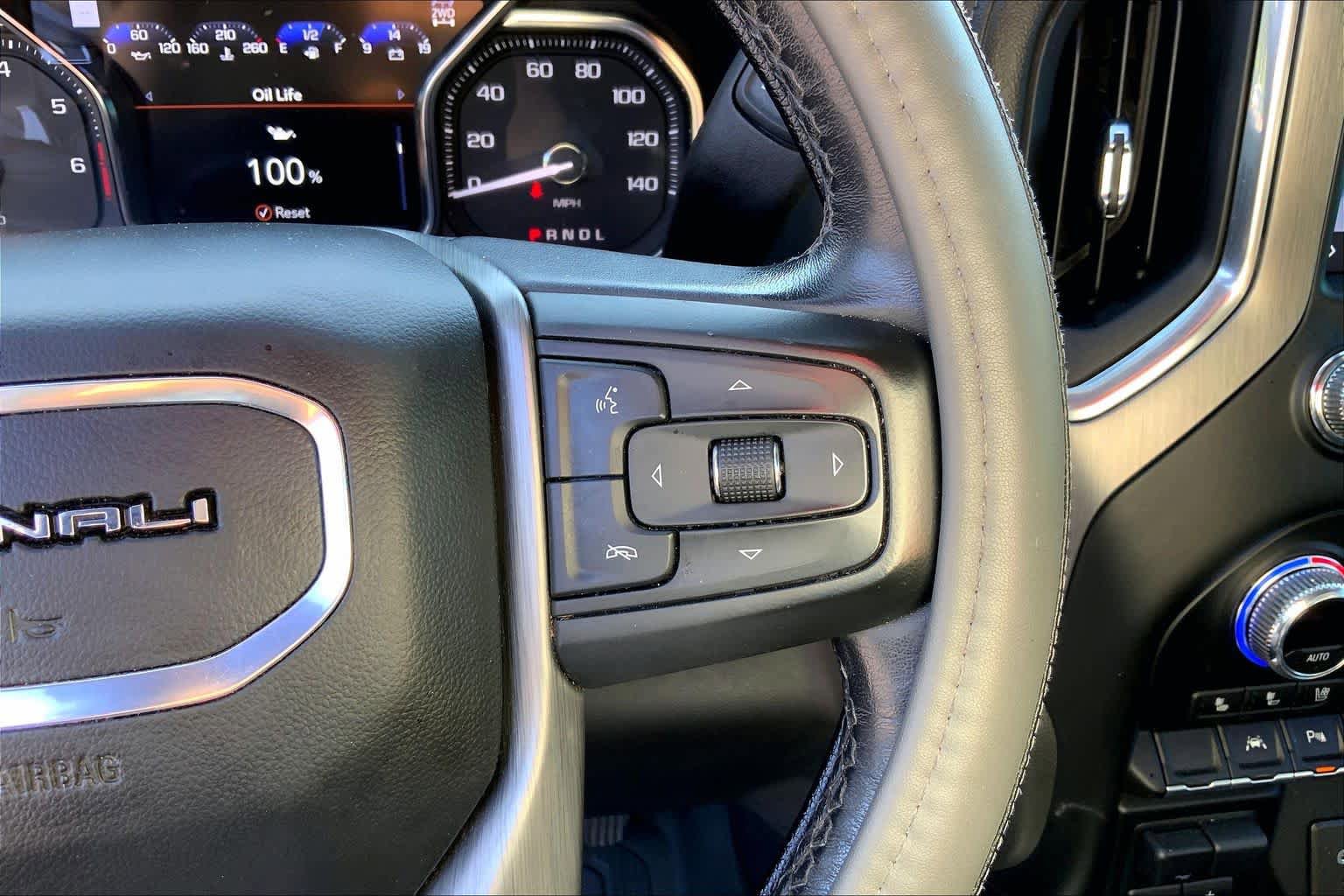 Used 2022 GMC Sierra 1500 Denali w/ Denali Reserve Package AWD/4WD image 24