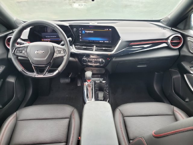 Certified 2024 Chevrolet Trax RS w/ Driver Confidence Package FWD image 14