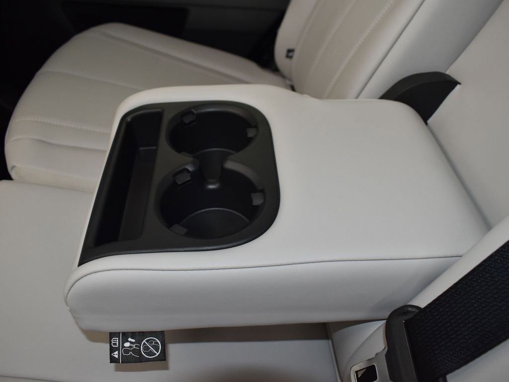 Certified 2026 INFINITI QX60 Pure w/ Cargo Package FWD image 18