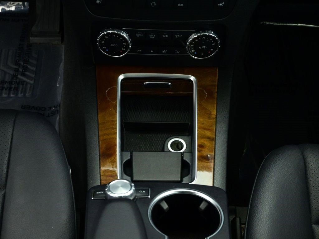 Used 2015 Mercedes-Benz GLK 350 4MATIC image 7