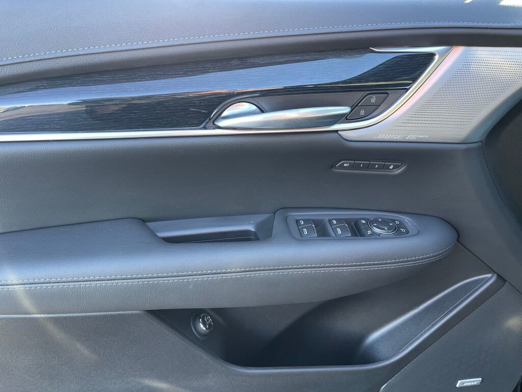 New 2025 Cadillac XT5 Premium Luxury w/ LPO, Floor Liner Package image 7