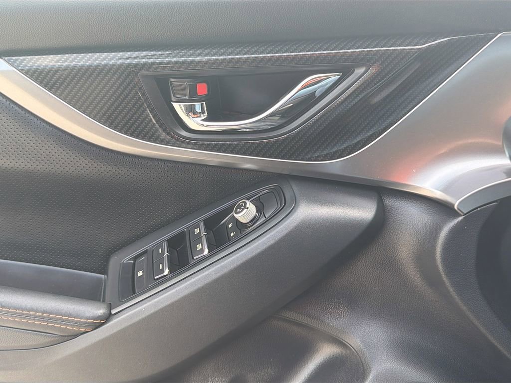 Used 2019 Subaru Crosstrek 2.0i Limited w/ Moonroof Package w/Navigation AWD/4WD image 19