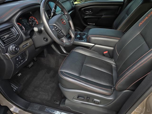 Used 2024 Nissan Titan PRO-4X w/ Pro-4x Convenience Package image 21