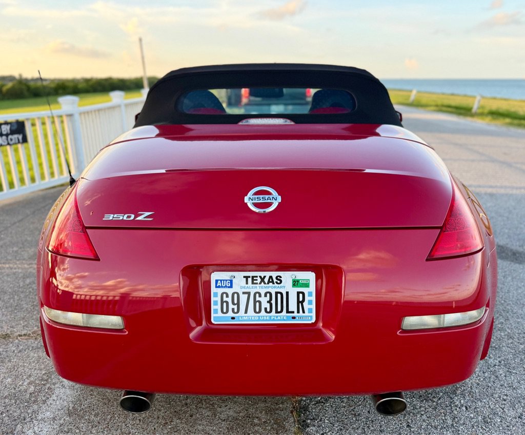 Used 2006 Nissan 350Z Grand Touring RWD image 6