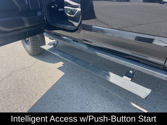 Used 2021 Ford F250 Lariat w/ Lariat Ultimate Package image 16