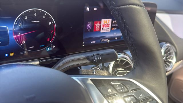 Certified 2025 Mercedes-Benz GLA 250 4MATIC image 33