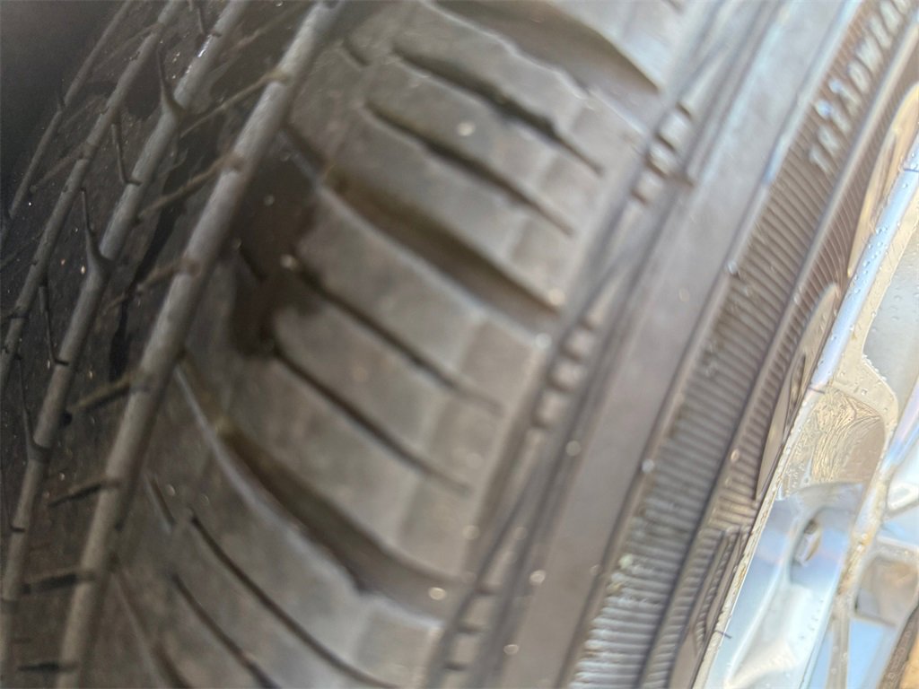 Used 2024 Chevrolet Malibu LT image 19