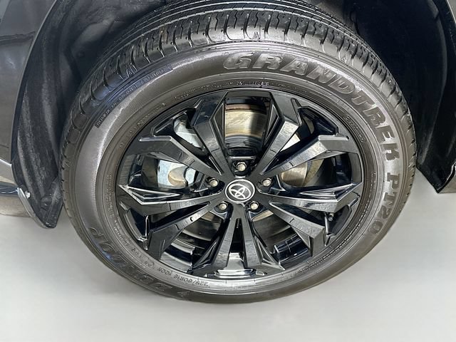 Used 2024 Toyota RAV4 SE AWD/4WD image 14