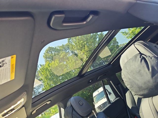 New 2026 Mercedes-Benz GLS 580 4MATIC image 30