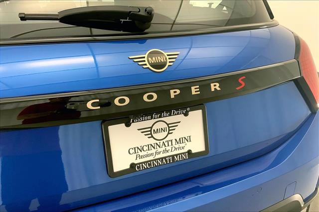 Certified 2025 MINI Cooper S image 30