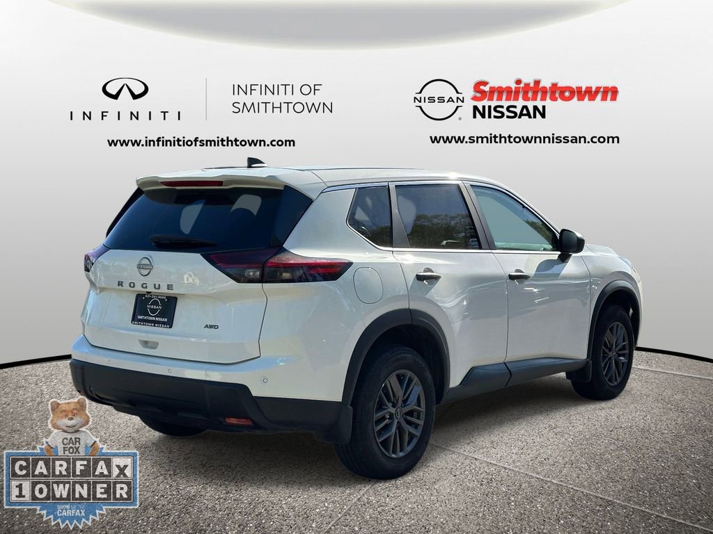 Used 2025 Nissan Rogue S AWD/4WD image 8